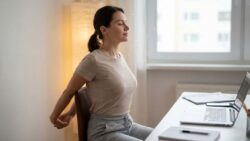 10 Yoga Moves: Easy Practices You Can Do Even on the Busiest Days